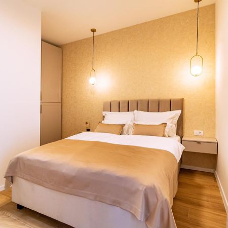 Luxury 2 Bedroom-2 Bathroom Apartment & Studio App With Rooftop Terrace Spalato Esterno foto
