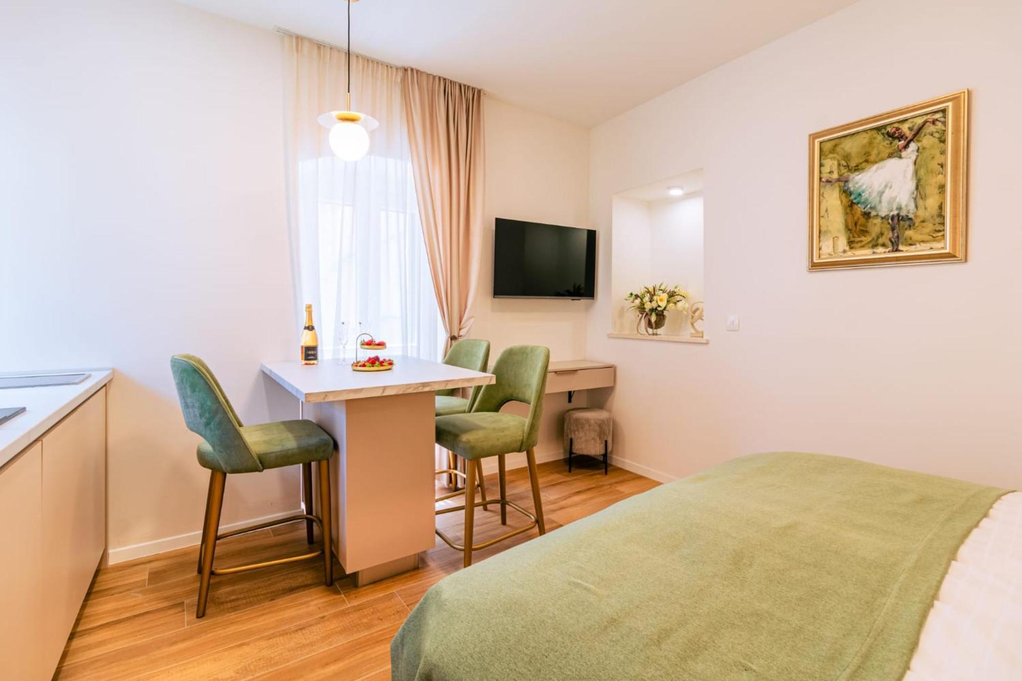 Luxury 2 Bedroom-2 Bathroom Apartment & Studio App With Rooftop Terrace Spalato Esterno foto
