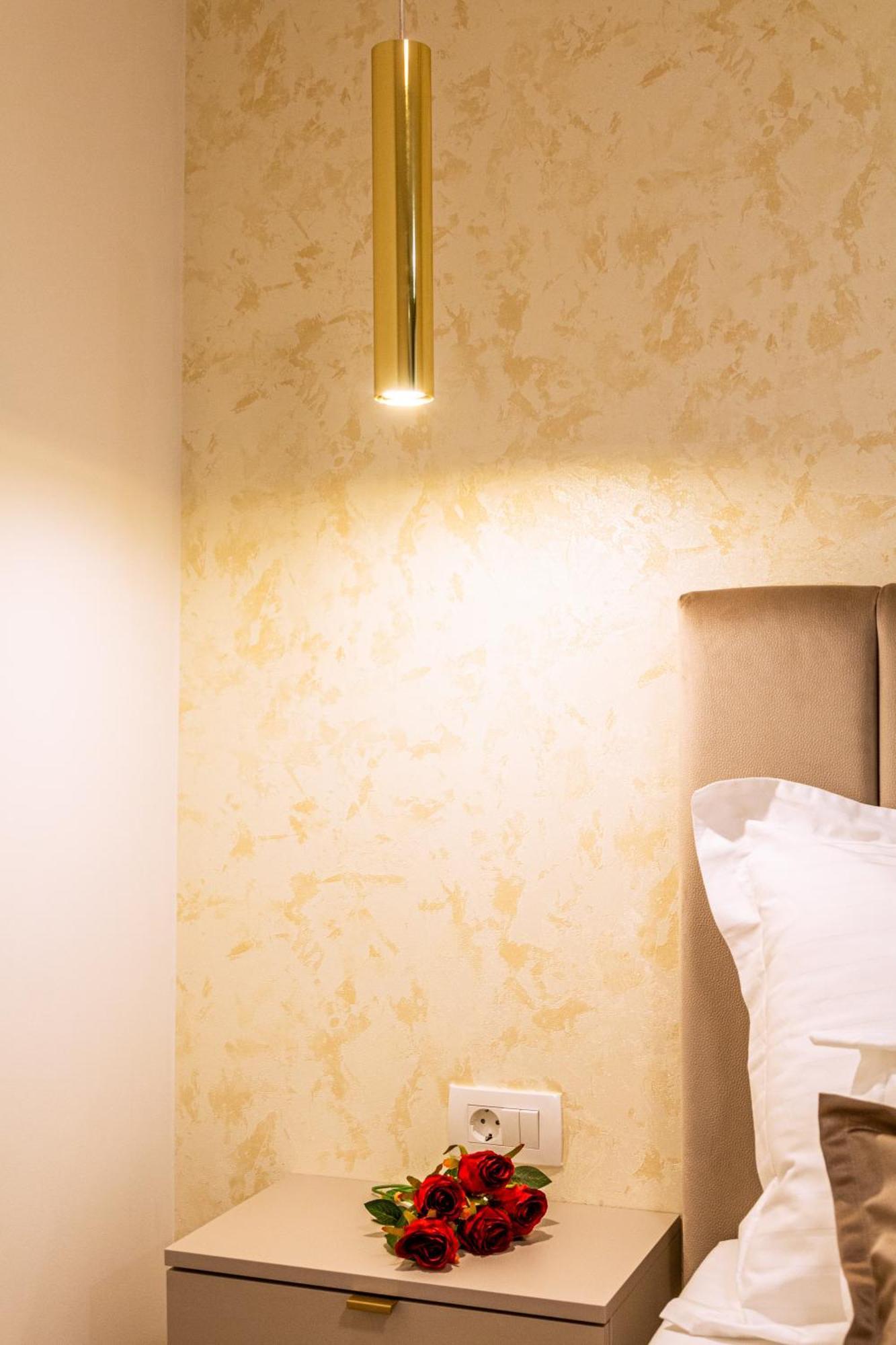 Luxury 2 Bedroom-2 Bathroom Apartment & Studio App With Rooftop Terrace Spalato Esterno foto