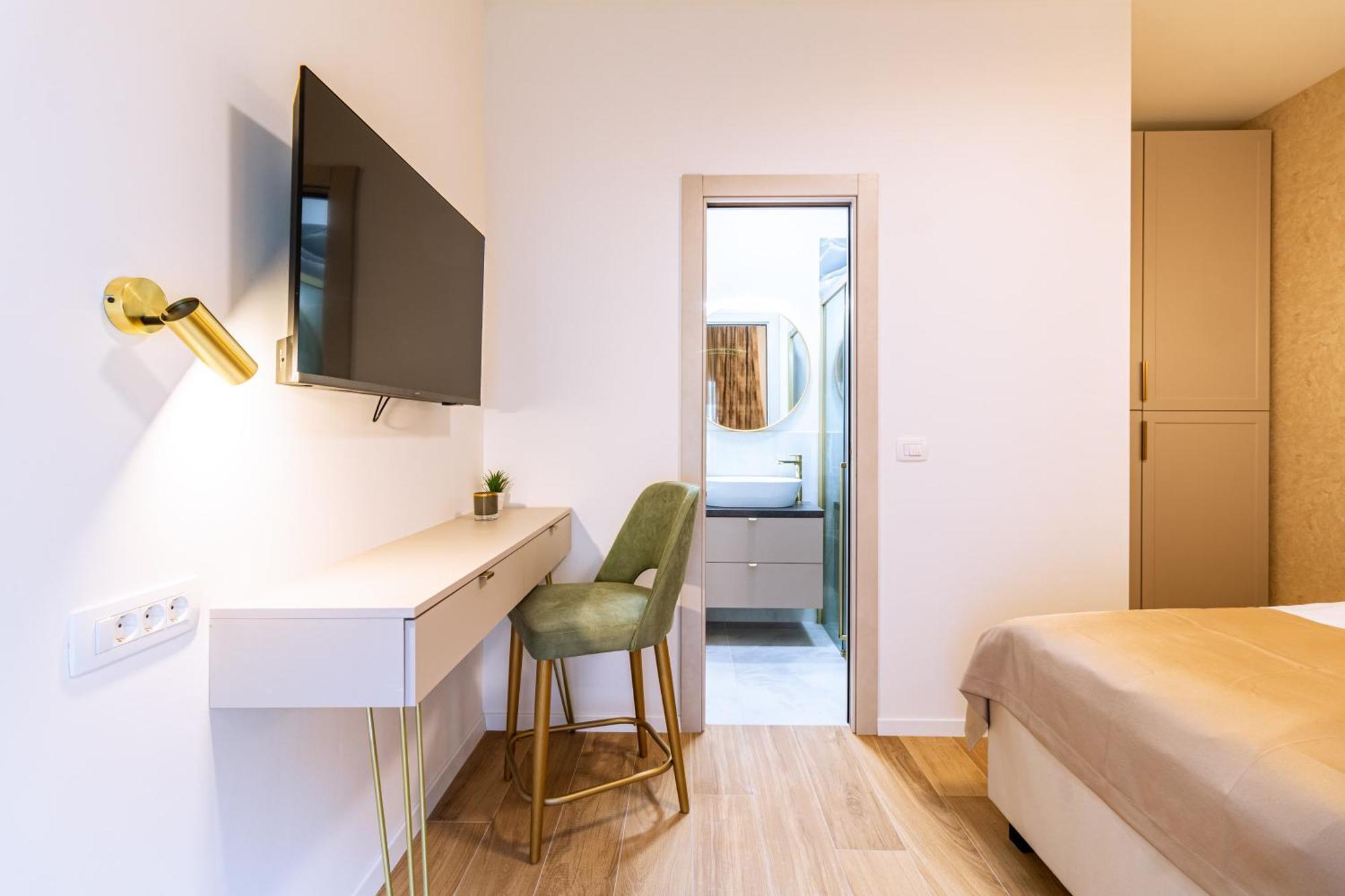 Luxury 2 Bedroom-2 Bathroom Apartment & Studio App With Rooftop Terrace Spalato Camera foto
