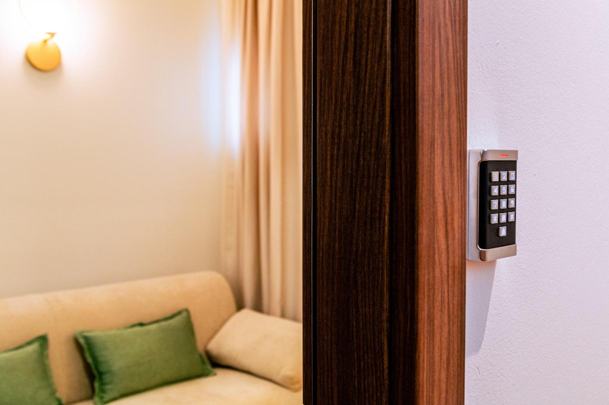 Luxury 2 Bedroom-2 Bathroom Apartment & Studio App With Rooftop Terrace Spalato Camera foto