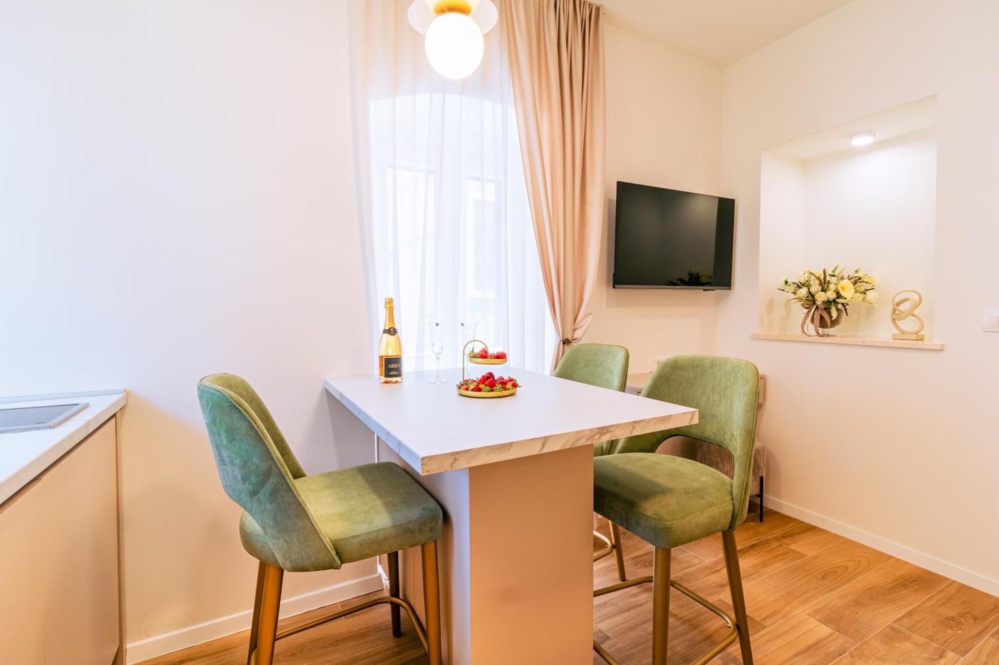 Luxury 2 Bedroom-2 Bathroom Apartment & Studio App With Rooftop Terrace Spalato Camera foto